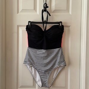 VS One-Piece TUMMY CONTROL!